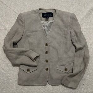 Ellen Tracy Beige Buttoned Blazer